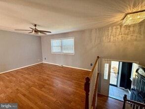 19560 Smith Cir in Ashburn, VA - Building Photo - Building Photo