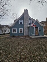 1321 W Univ Ave in Wichita, KS - Building Photo - Building Photo