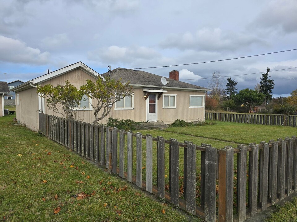 1010 25th St in Port Townsend, WA - Building Photo