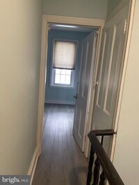 2253 N Sydenham St photo'