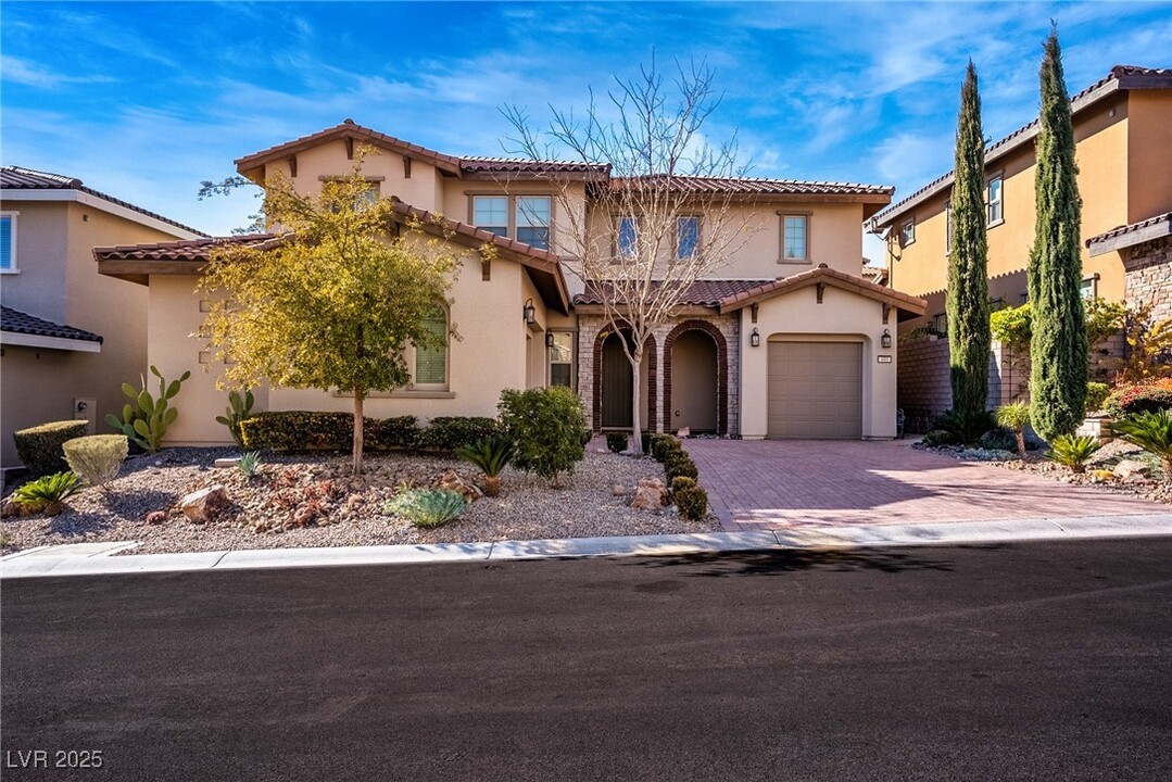 441 Beautiful Hill Ct in Las Vegas, NV - Building Photo