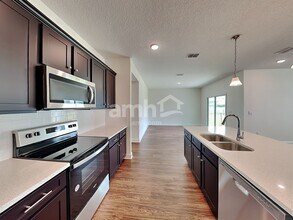 2978 Rolling Acrs Rd in Green Cove Springs, FL - Building Photo - Building Photo