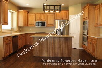 1757 E 1150 N in Layton, UT - Foto de edificio - Building Photo