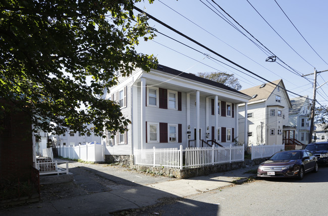 66 Fayette St in Lynn, MA - Foto de edificio - Building Photo