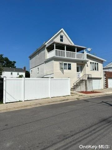 56 M St in Elmont, NY - Building Photo - Building Photo