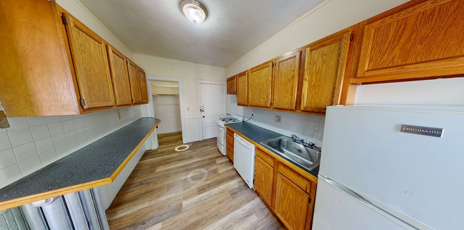 19 Mount Hood Rd, Unit #5