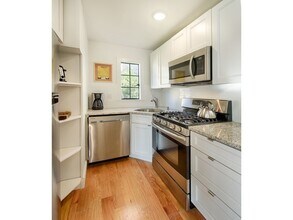 3 Everett St in Cambridge, MA - Building Photo - Building Photo