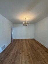 19 N May St in Aurora, IL - Building Photo - Building Photo