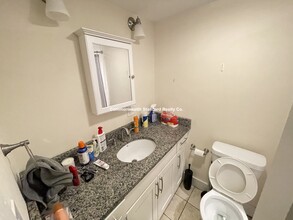 48 Beacon St, Unit A in Boston, MA - Building Photo - Building Photo