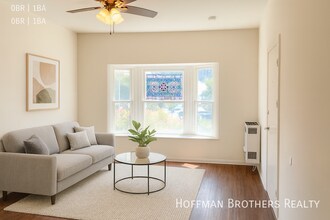 1525 Cassil Pl in Los Angeles, CA - Foto de edificio - Building Photo