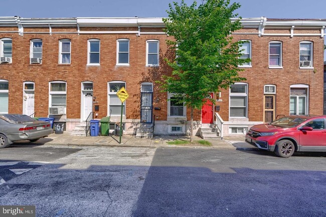 property at 1304 Glyndon Ave