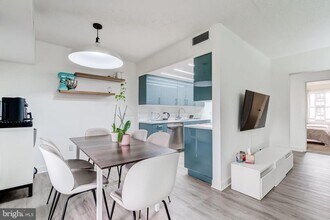 11643 Stoneview Square in Reston, VA - Building Photo - Building Photo