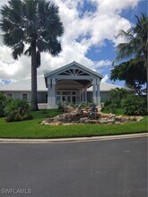 1246 Sweetwater Ln in Naples, FL - Building Photo - Building Photo
