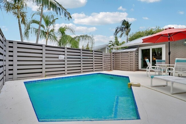 property at 1801 S US Hwy 1