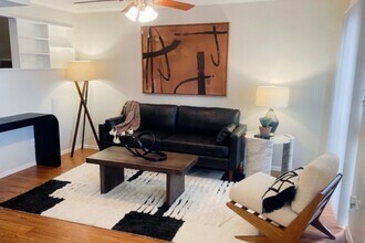 Autumn Chase Apartments in San Marcos, TX - Foto de edificio - Building Photo