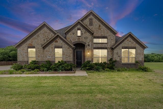 property at 4919 Elizabeth Wy