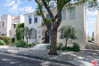 414 N Curson Ave in Los Angeles, CA - Building Photo - Building Photo