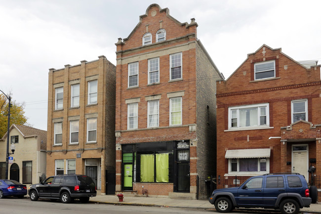 2230 S. Kedzie in Chicago, IL - Building Photo - Primary Photo