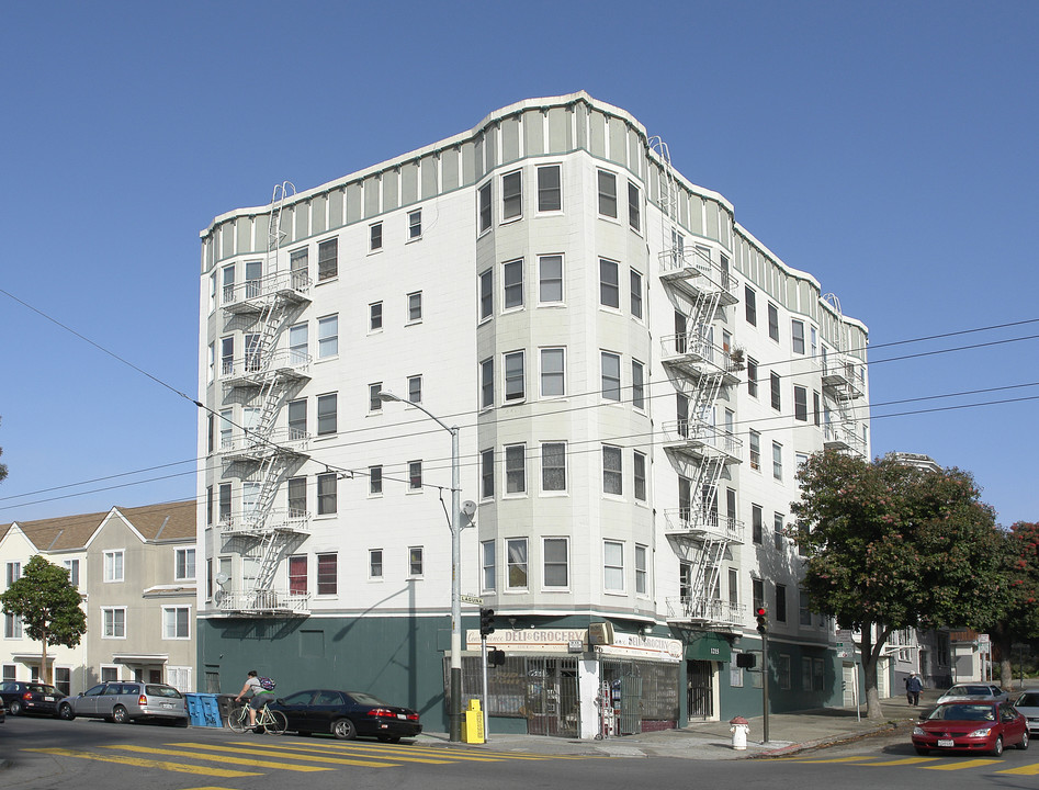 1215 Laguna St in San Francisco, CA - Building Photo