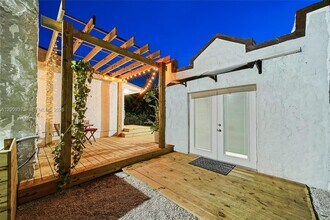 1925 SW 23rd St in Miami, FL - Building Photo - Building Photo
