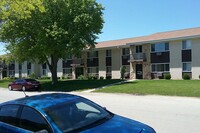 BISCAYNE APARTMENTS in Racine, WI - Building Photo - Building Photo