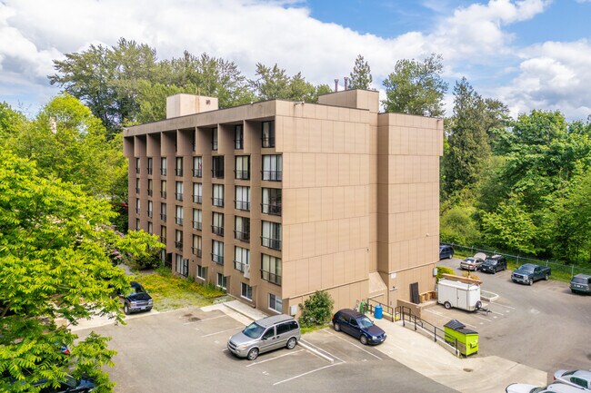 33433 Switzer Av