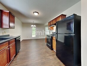 6340 Foster Brook Dr in Charlotte, NC - Building Photo - Building Photo