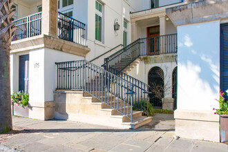 175 Concord St in Charleston, SC - Foto de edificio - Building Photo