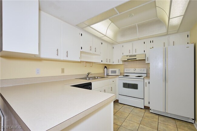 property at 12481 McGregor Blvd