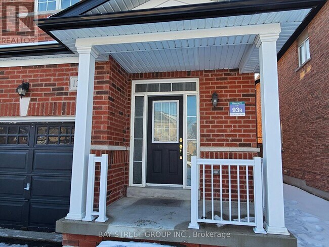 1275 Blencowe Cres in Newmarket, ON - Building Photo - Building Photo