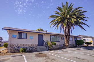 Rio Vista Apartments in Rio Vista, CA - Building Photo - Building Photo