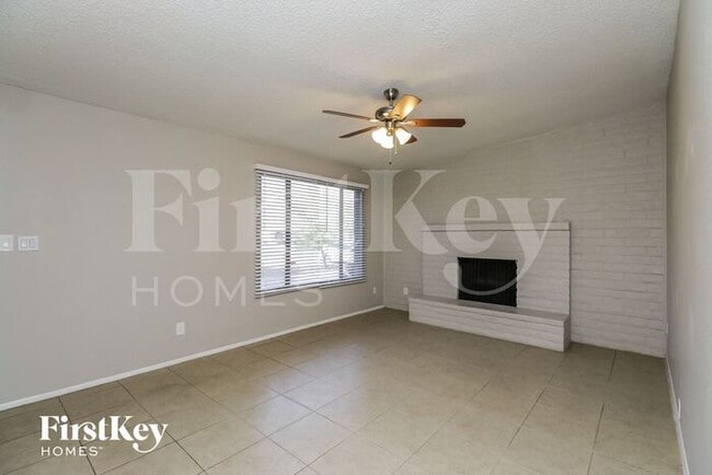 339 W Santa Cruz Dr in Tempe, AZ - Building Photo - Building Photo