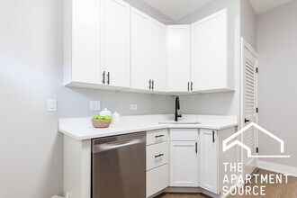 3834 N Wilton Ave in Chicago, IL - Building Photo - Building Photo