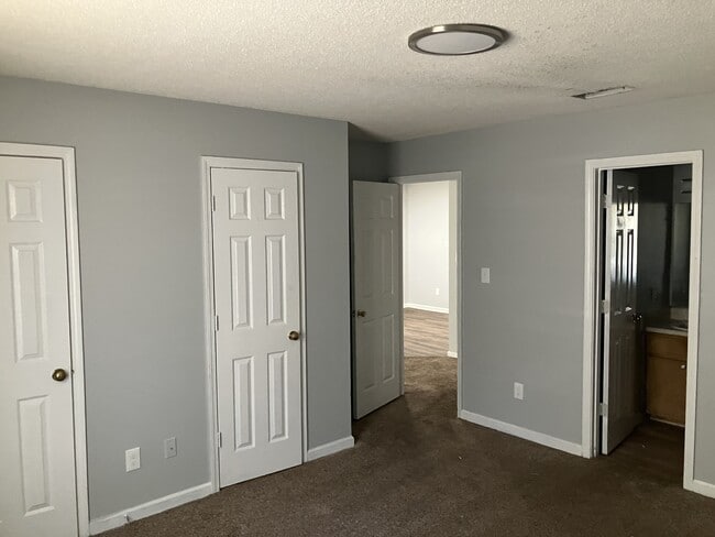 1051 Gate Cir in Bainbridge, GA - Building Photo - Building Photo