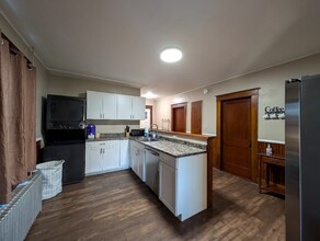 492 Burgess St, Unit 1 in Berlin, NH - Building Photo - Building Photo