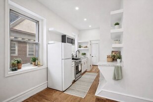 236 Harvey St, Unit 334B in Philadelphia, PA - Building Photo