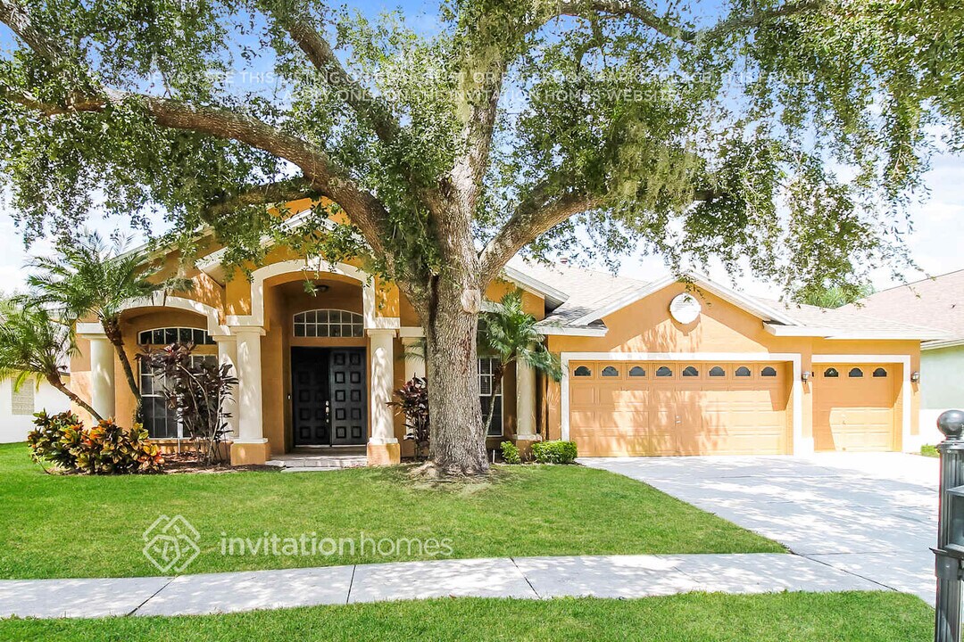 18104 Latimer Ln in Tampa, FL - Building Photo