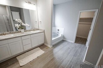 7623 Waterview Dr in Baton Rouge, LA - Building Photo - Building Photo