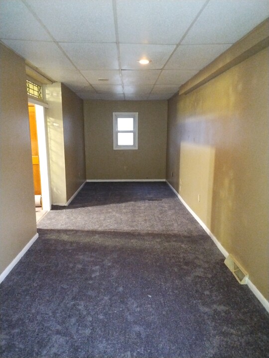 35 East Ave, Unit 35 East Ave 1st floor in Red Lion, PA - Building Photo