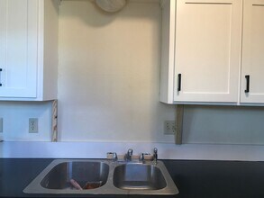 3010 Bainbridge Cir in Lawrence, KS - Building Photo - Building Photo