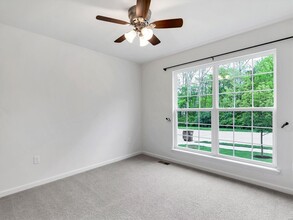 1631 Ridgefield Blf Ct in Eureka, MO - Building Photo - Building Photo