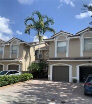 9009 NW 54th St in Sunrise, FL - Building Photo