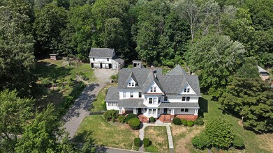 62 Elm St in Allendale, NJ - Building Photo - Building Photo