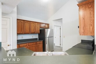 821 Penncross Dr in Raleigh, NC - Building Photo - Building Photo