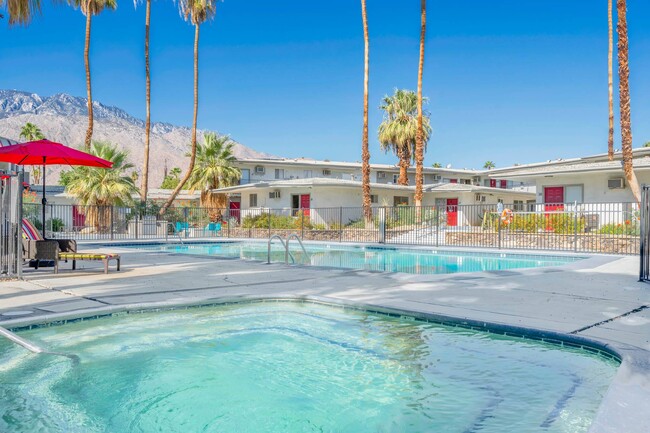 29Hundred Apartments in Palm Springs, CA - Foto de edificio - Building Photo