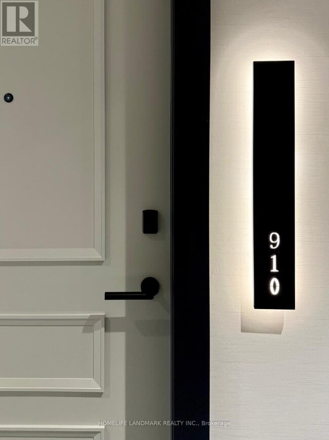 115 Denison Ave in Toronto, ON - Building Photo - Building Photo