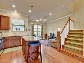 4545 Mattie St in Austin, TX - Building Photo - Building Photo