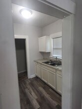 110 SE 22nd Ave-Unit -UNIT A in Amarillo, TX - Building Photo - Building Photo