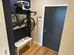 720 Queen Anne Ave N, Unit 209 in Seattle, WA - Foto de edificio - Building Photo