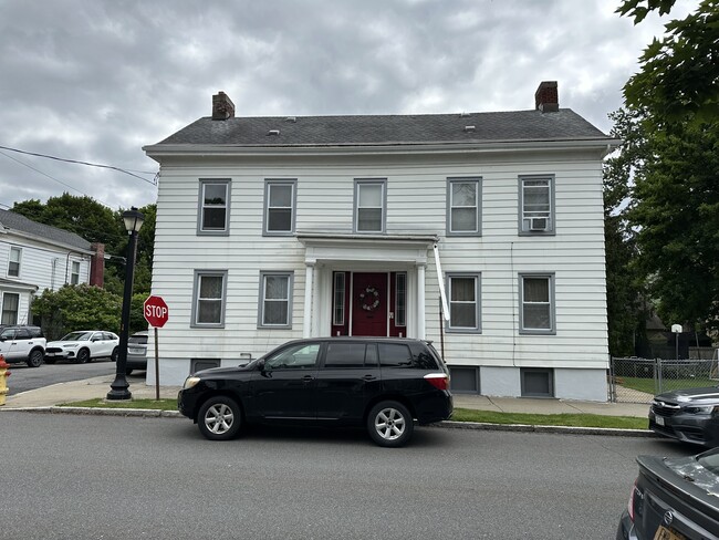 43 1st St, Unit 2L